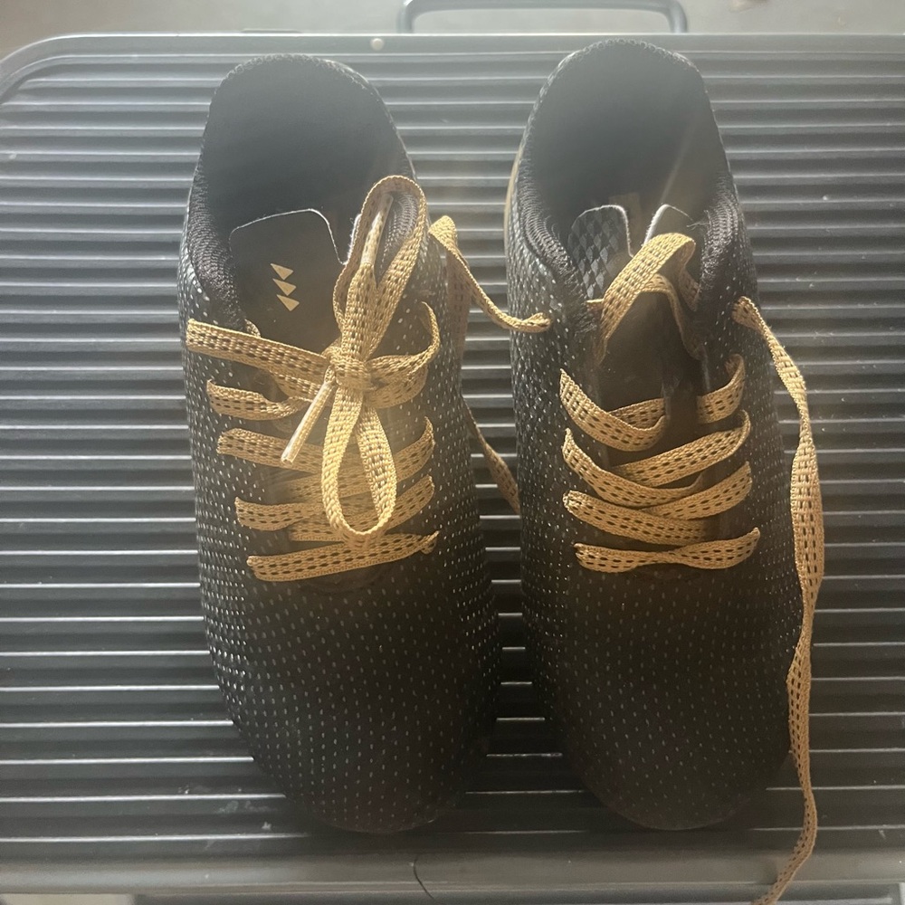 Soccer cleats kids with gold Laces